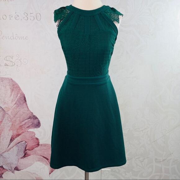 Altar'd State Dresses & Skirts - Altar'd State Dark Green Lace Bodice, Textured Skirt XS